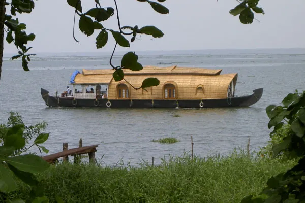 Cruiseland HouseBoats