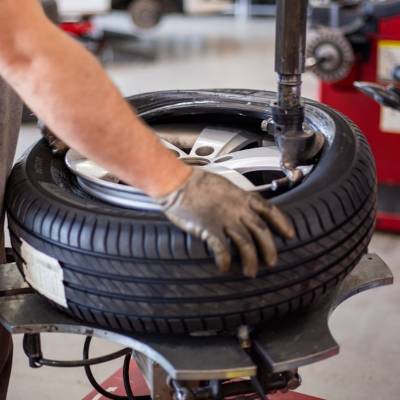 Shanmugam puncture shop