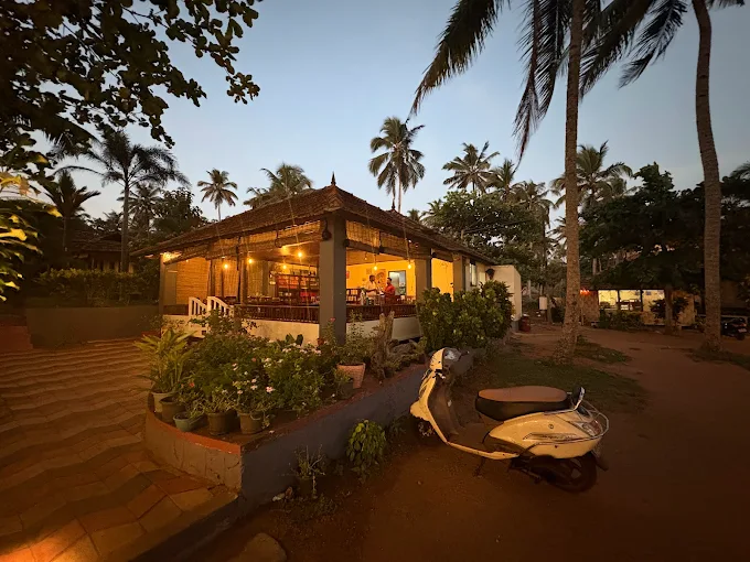 Almond Restaurant Edava, Varkala