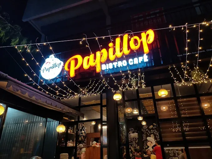 Papillop Bistro Cafe