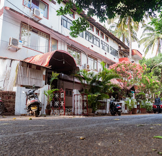 Hotel Pete's Hideaway