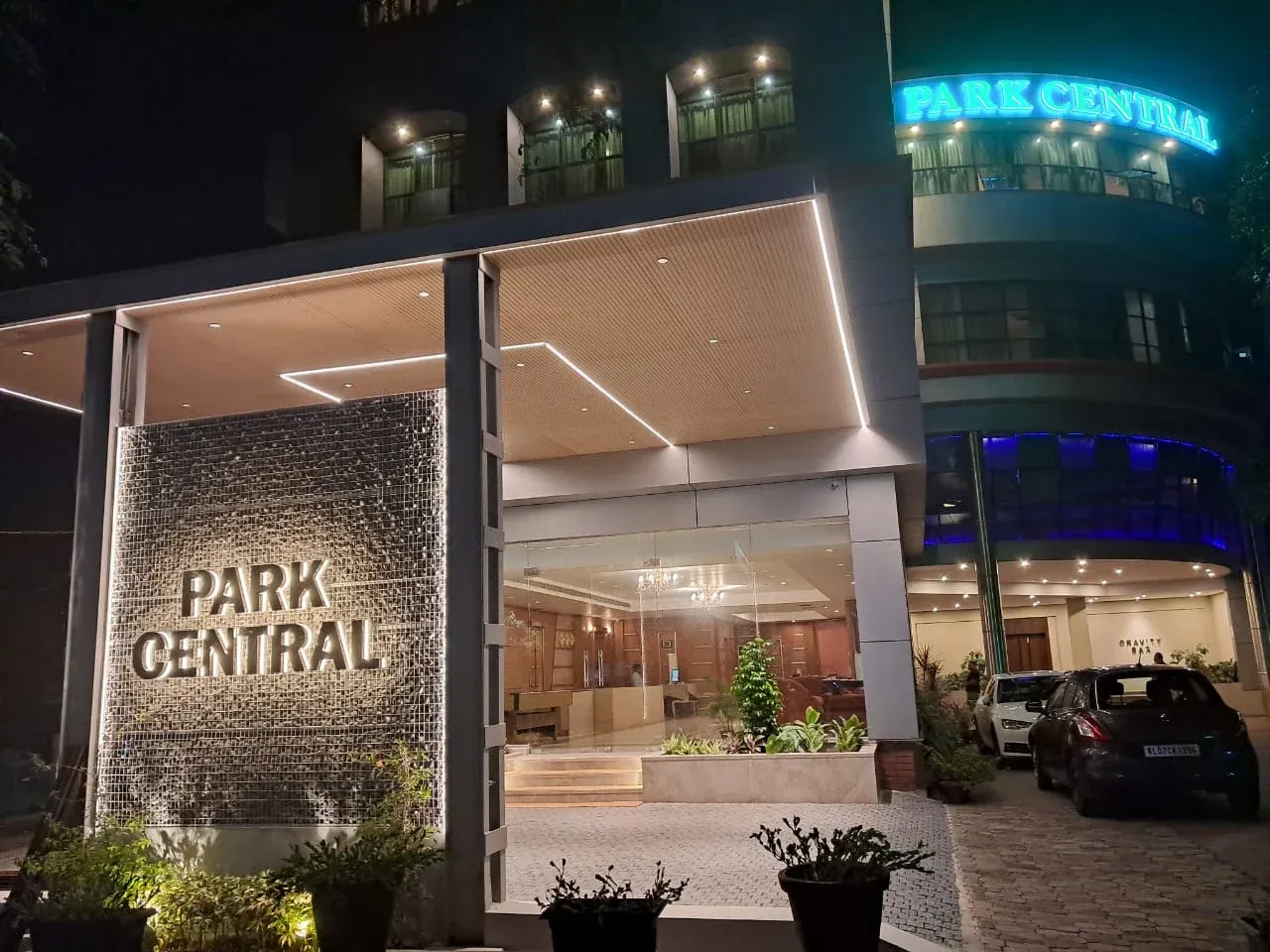 PARK CENTRAL